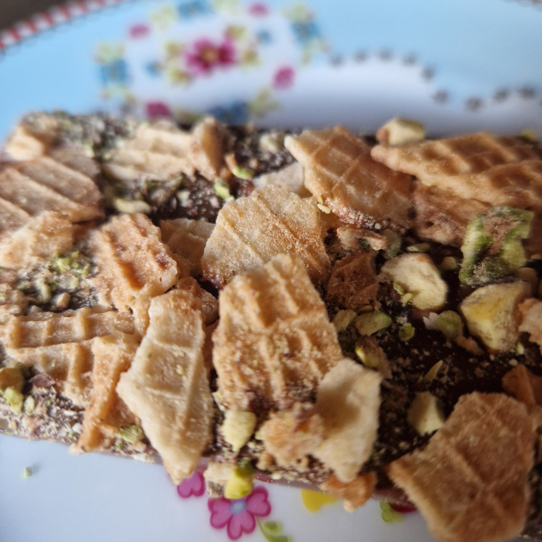050 Reep – de échte Groningse chocoladereep met honing en kniepertjes
